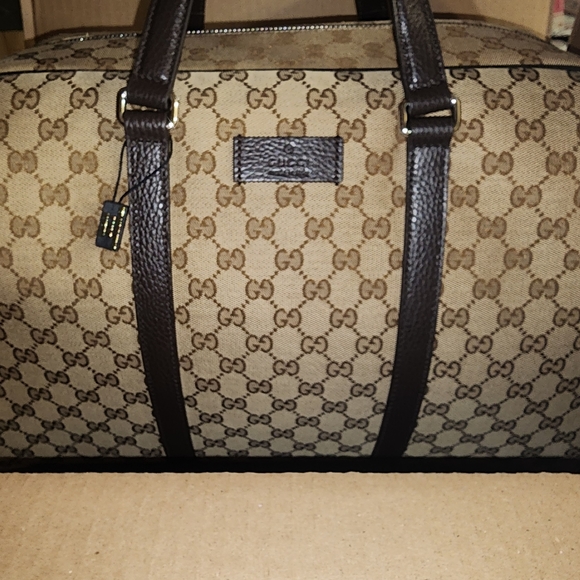Gucci duffle bag - Picture 1 of 4